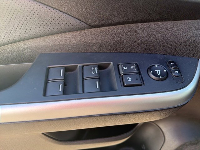Used 2015 Honda CR-V EX-L image 29