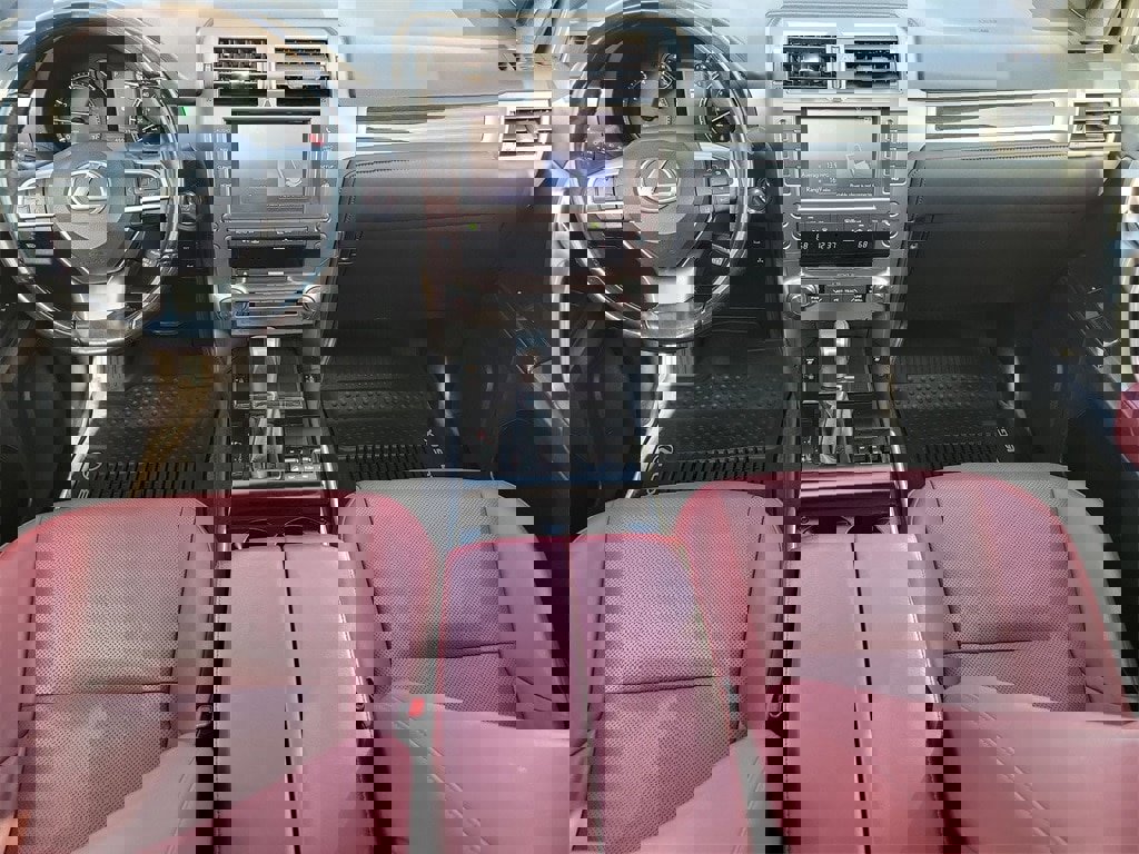 Used 2020 Lexus GX 460 Premium w/ Premium Package image 14