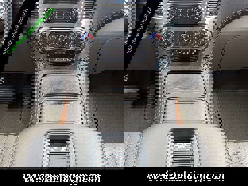 Used 2018 Chevrolet Tahoe Premier image 23