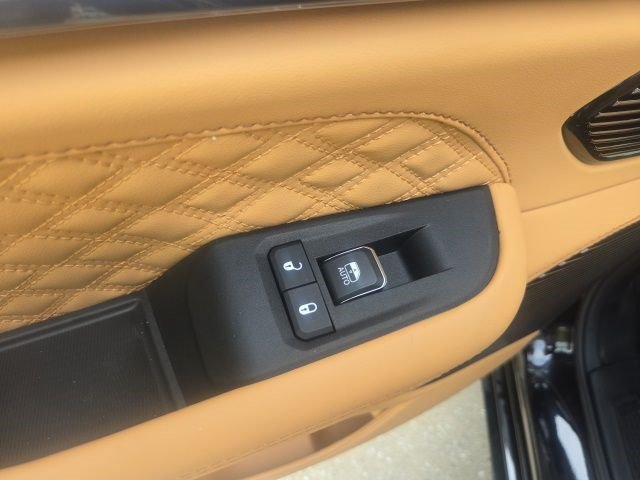 New 2027 Jeep Grand Cherokee Summit w/ Obsidian Package AWD/4WD image 17