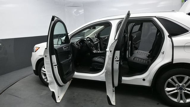 Used 2020 Ford Edge SEL w/ Convenience Package AWD/4WD image 6