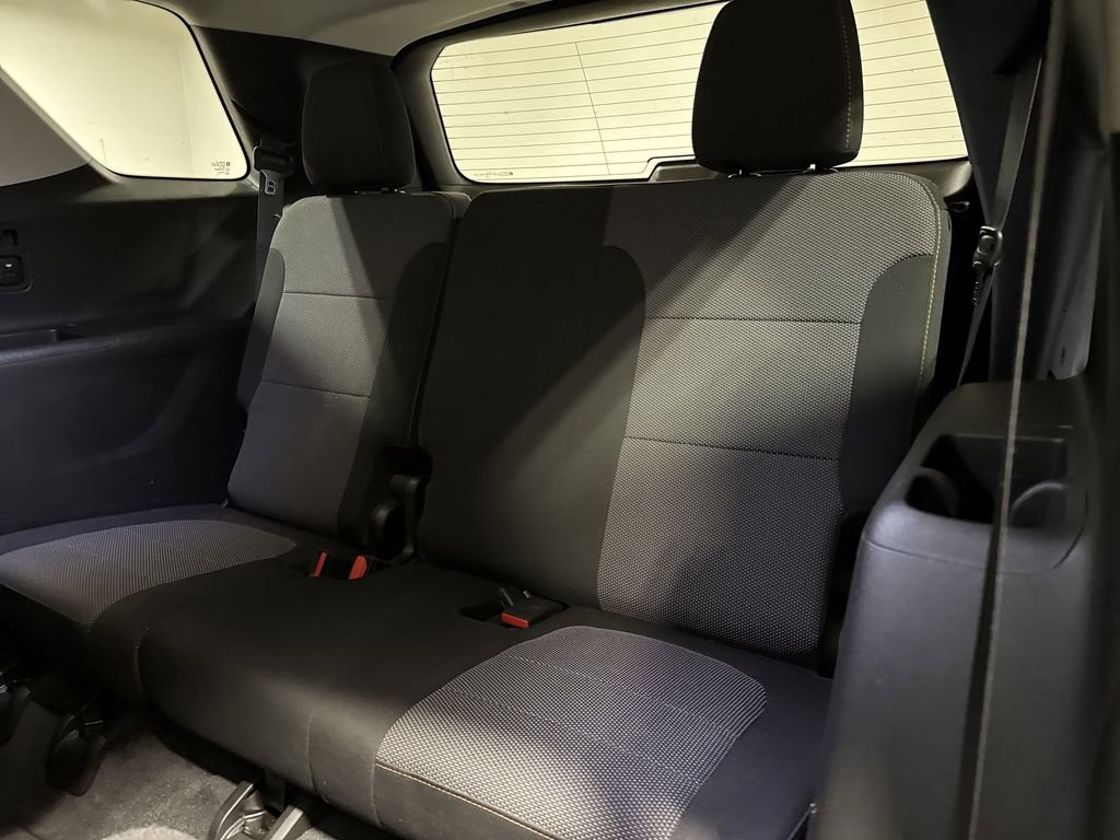 Used 2018 Chevrolet Traverse LT FWD image 23