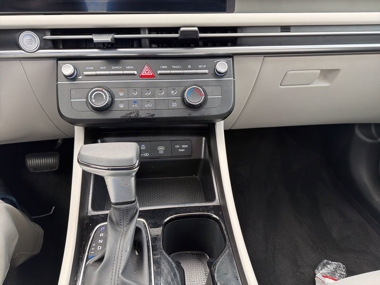 Used 2025 Hyundai Tucson SE image 21