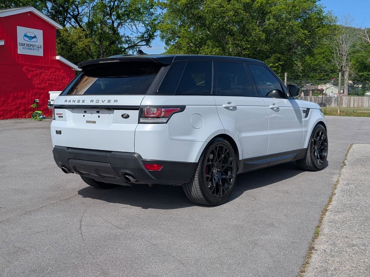 Used 2016 Land Rover Range Rover Sport Supercharged AWD/4WD image 5