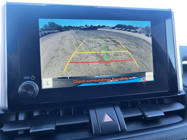 Used 2023 Toyota RAV4 LE AWD/4WD image 17