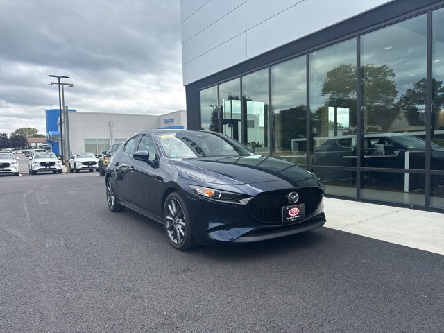 Used 2024 MAZDA MAZDA3 s image 1
