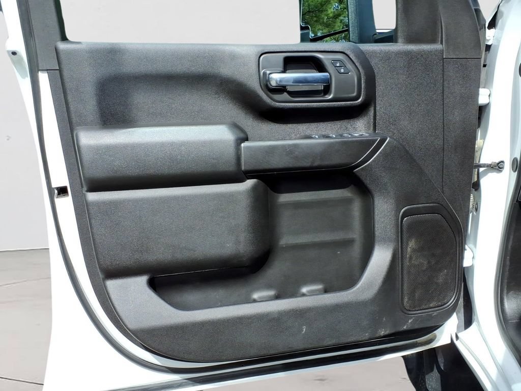 Certified 2025 Chevrolet Silverado 2500 Custom w/ Custom Value Package AWD/4WD image 17