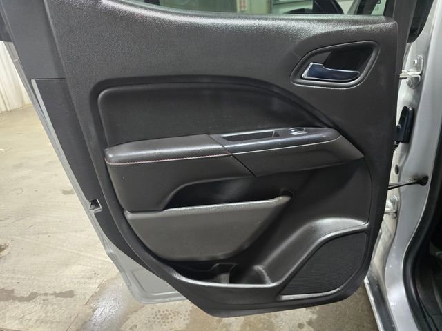 Used 2017 GMC Canyon SLE w/ All Terrain X Package image 14