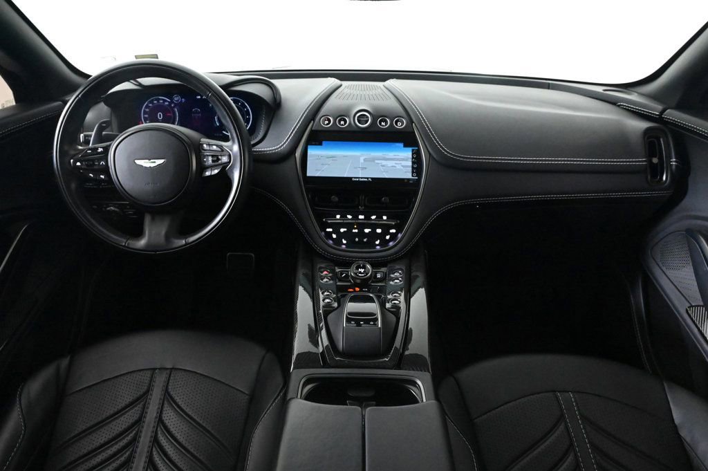 Used 2023 Aston Martin DBX 707 image 3