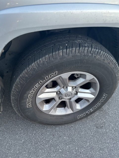 Used 2019 Toyota 4Runner SR5 image 9