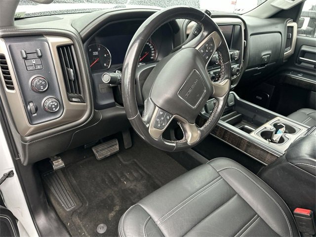 Used 2015 GMC Sierra 2500 Denali w/ Duramax Plus Package image 6