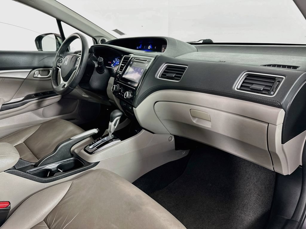 Used 2015 Honda Civic Hybrid Sedan image 28