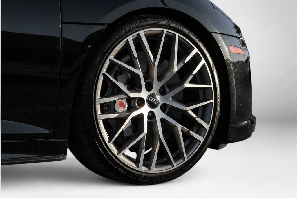 Used 2018 Audi R8 V10 plus image 53