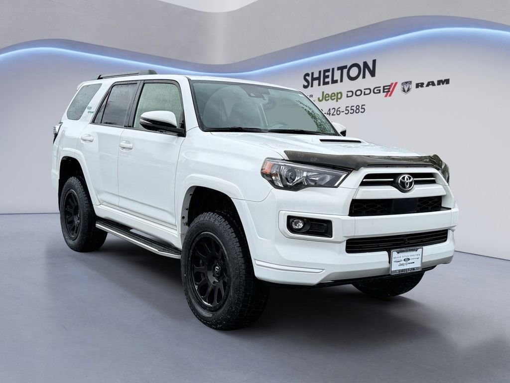 Used 2022 Toyota 4Runner TRD Sport w/ Technology Package AWD/4WD image 8