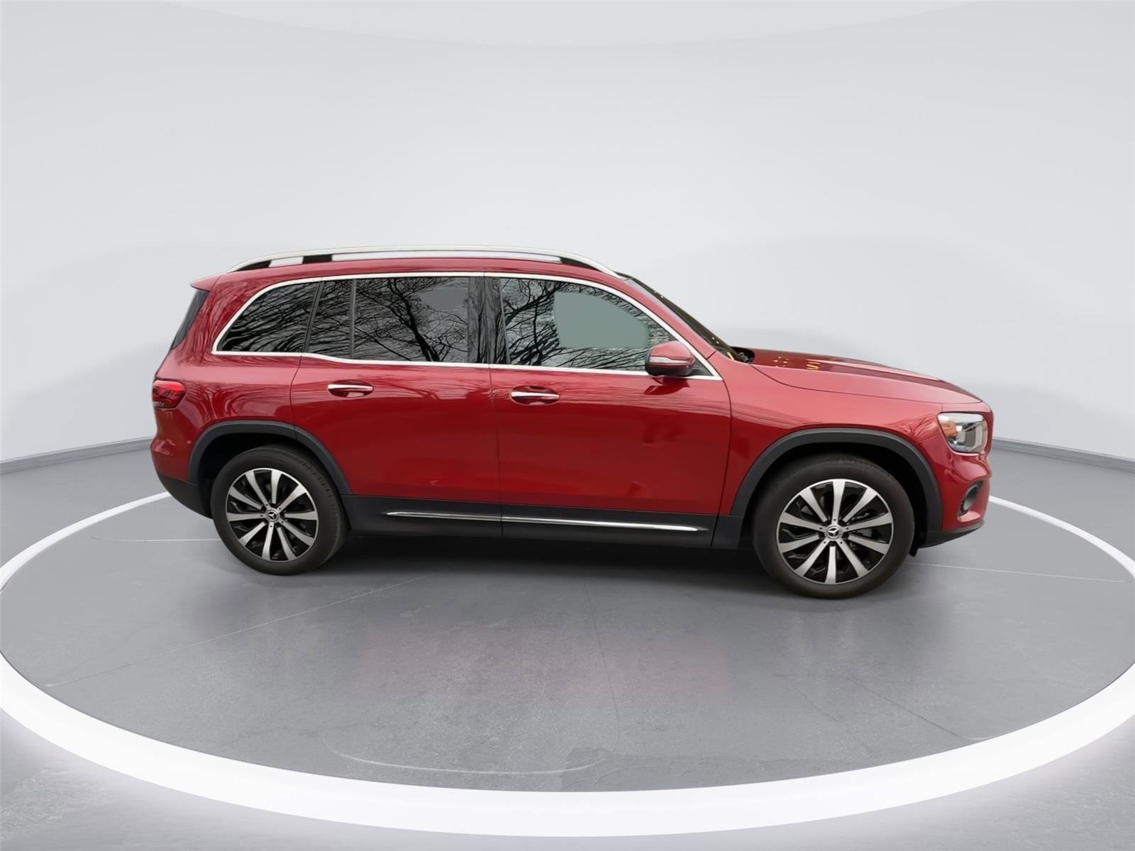 Used 2022 Mercedes-Benz GLB 250 4MATIC image 9