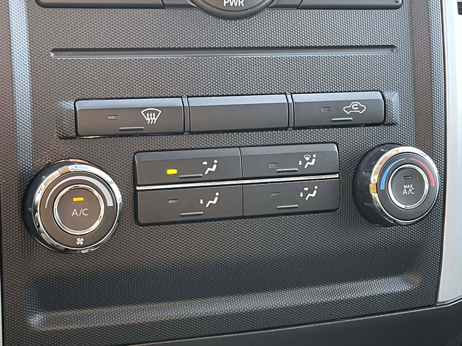 Used 2012 Nissan Frontier SV RWD image 16