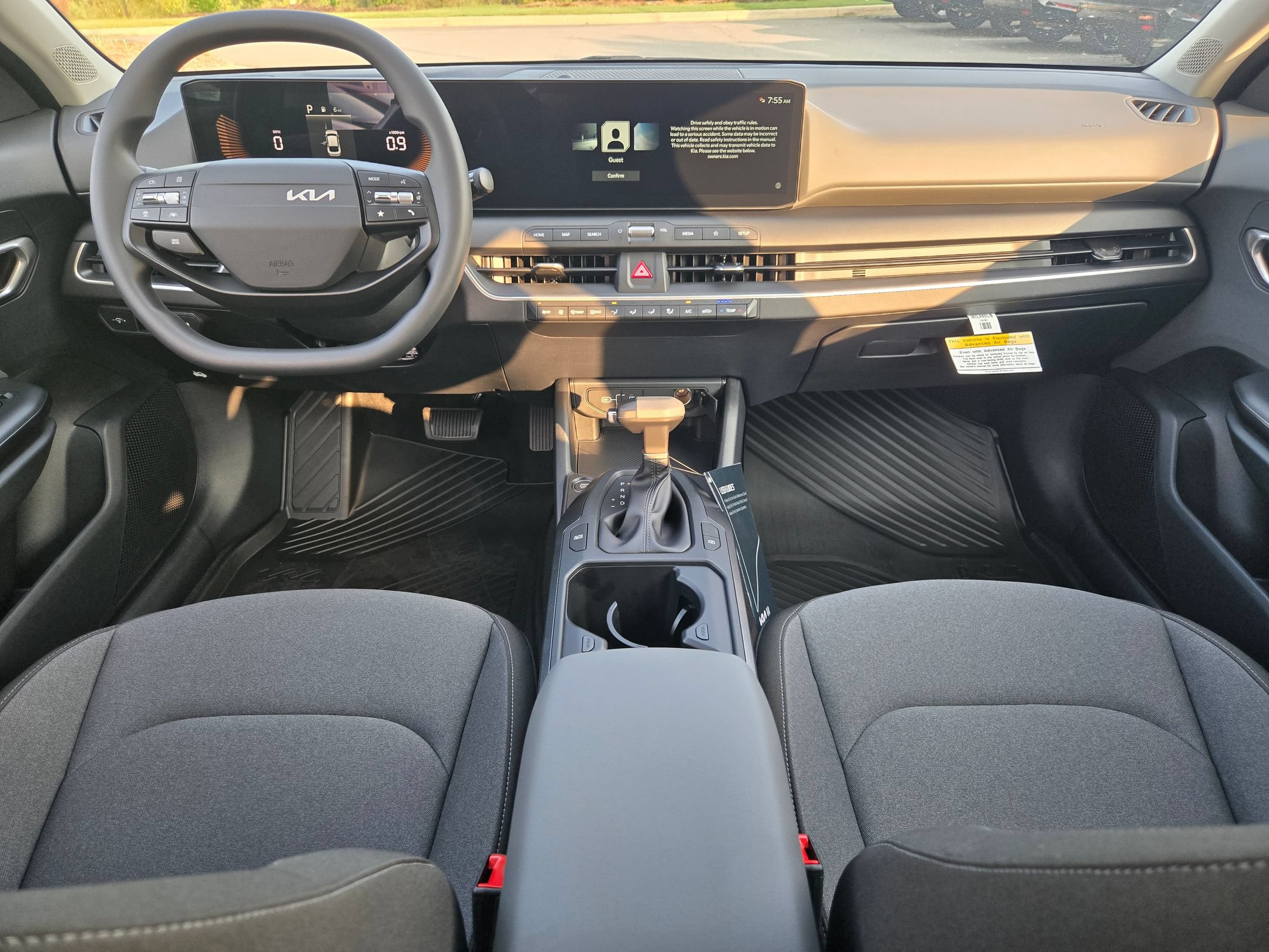New 2026 Kia K4 FWD image 9