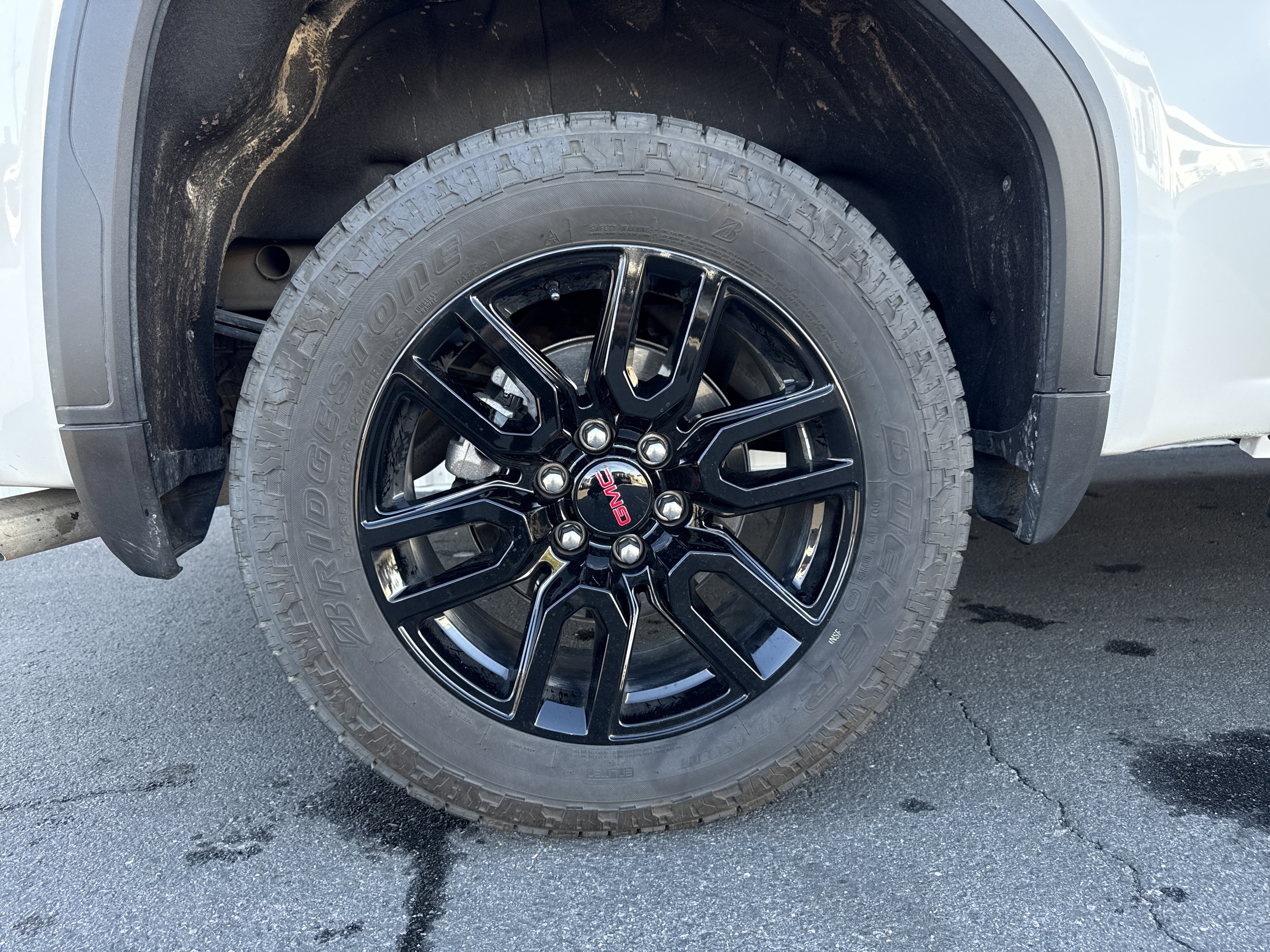 Used 2025 GMC Sierra 1500 Elevation w/ Elevation Premium Package image 30