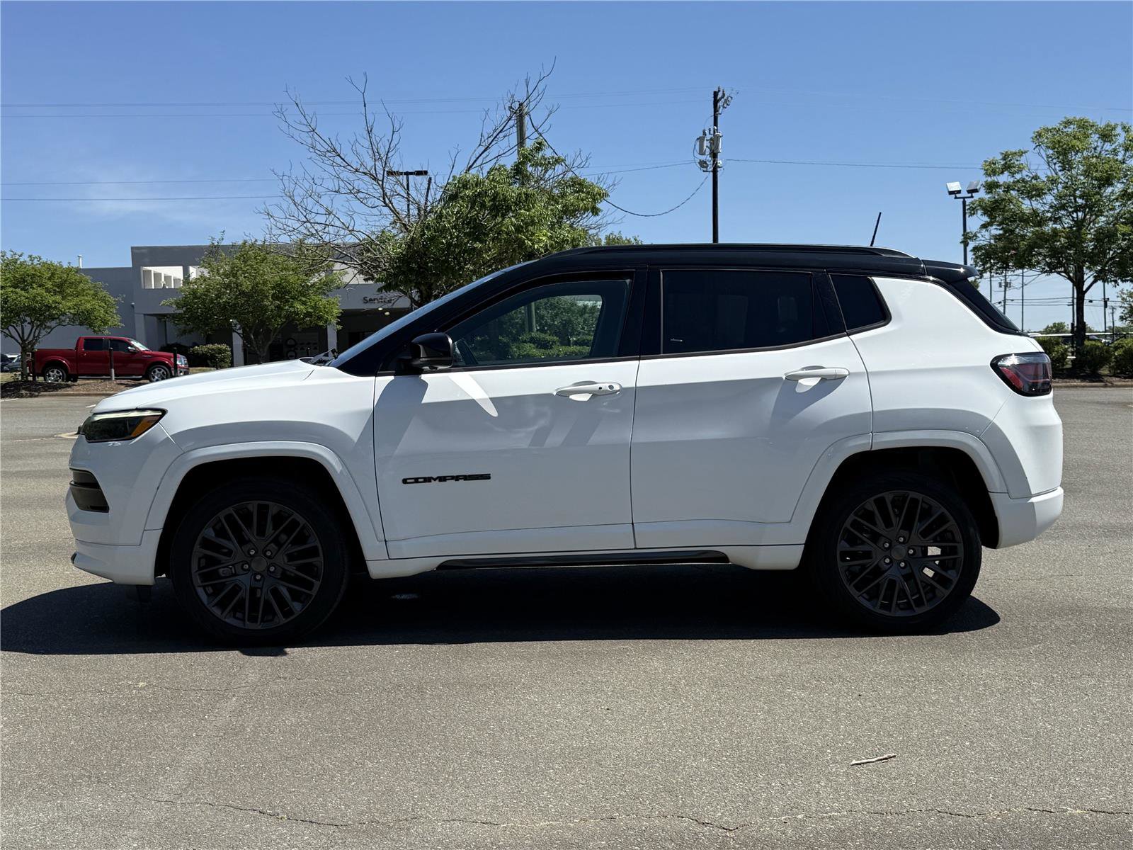 Used 2022 Jeep Compass High Altitude AWD/4WD image 22