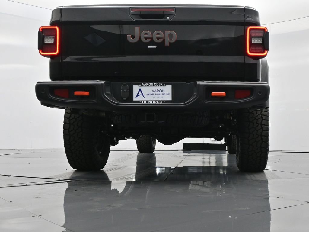 New 2025 Jeep Gladiator Mojave image 37