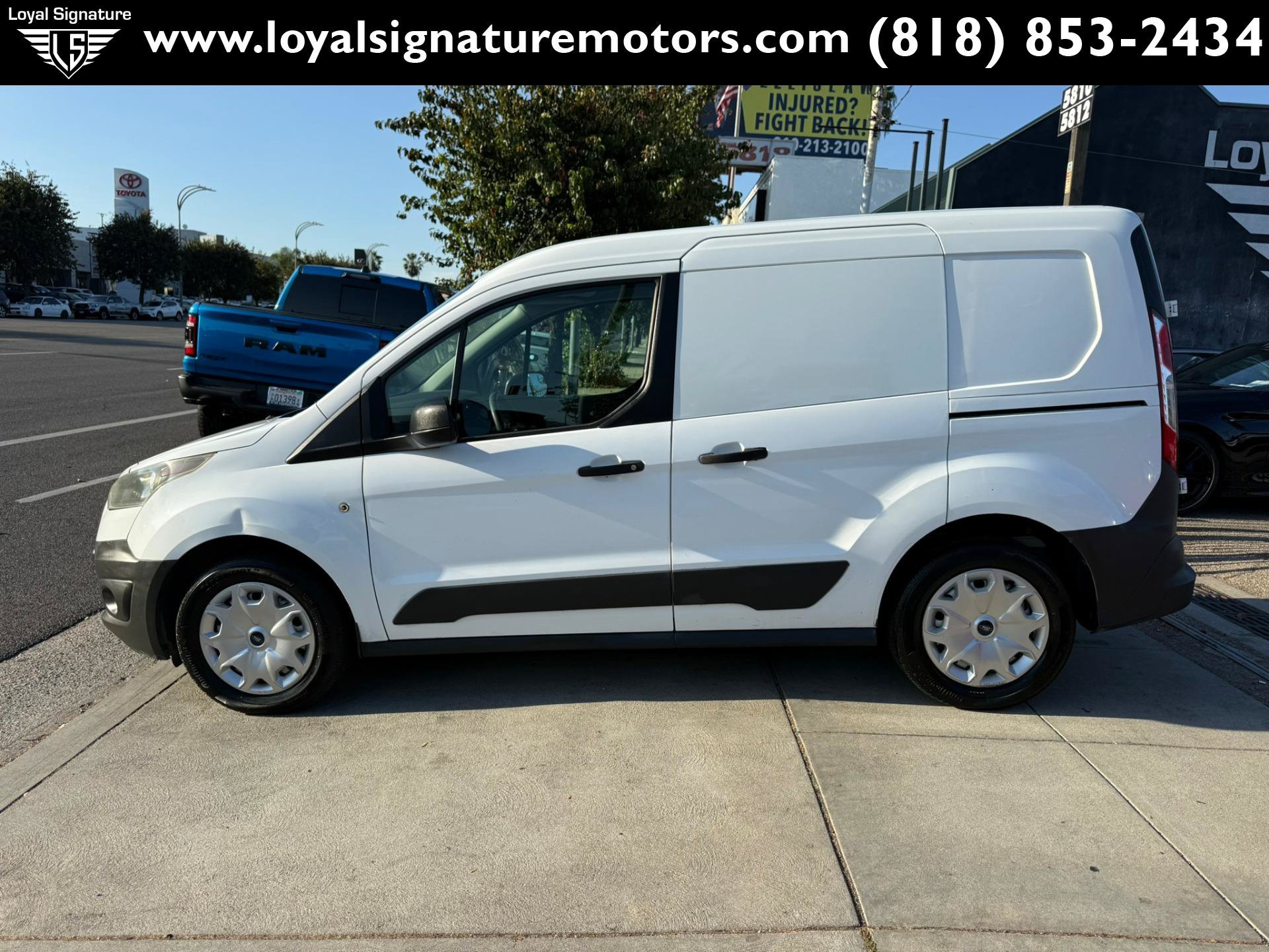 Used 2014 Ford Transit Connect XL FWD image 4