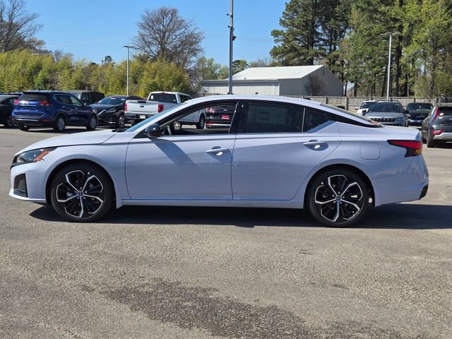 New 2026 Nissan Altima 2.5 SR FWD image 2