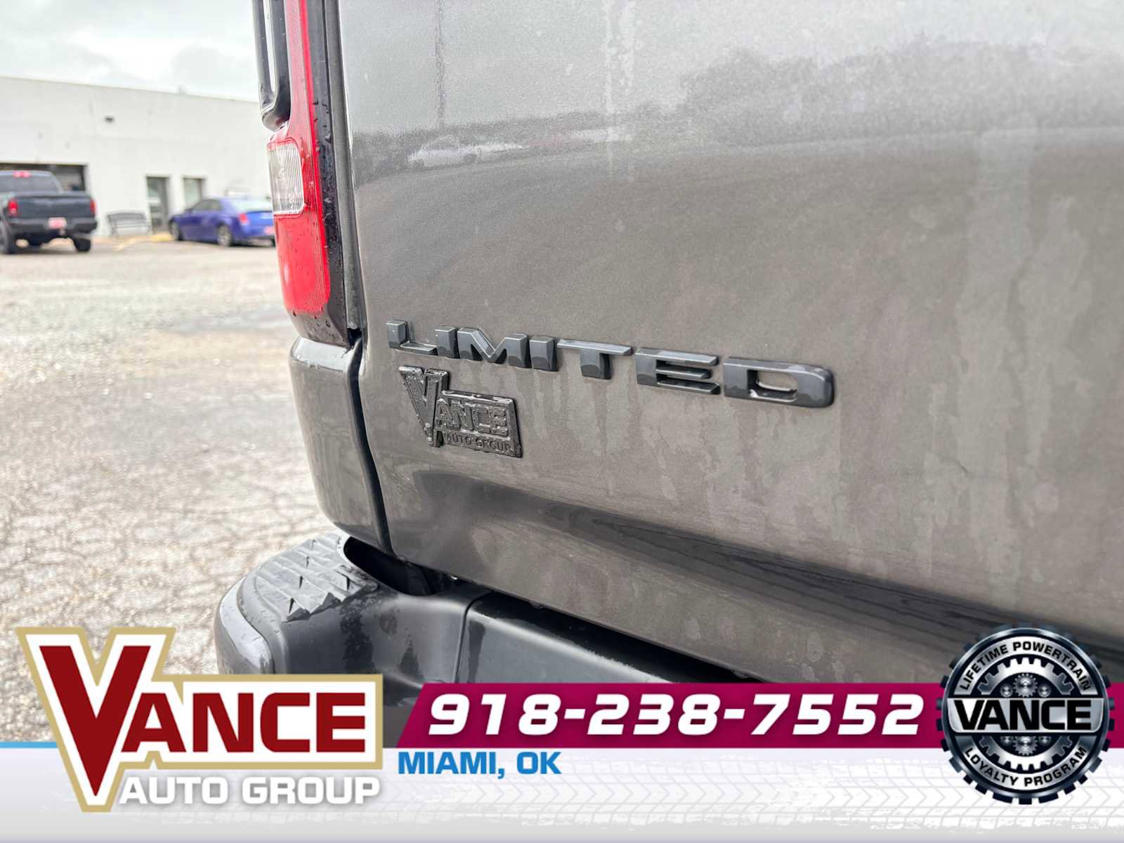 Used 2024 RAM 1500 Limited AWD/4WD image 12