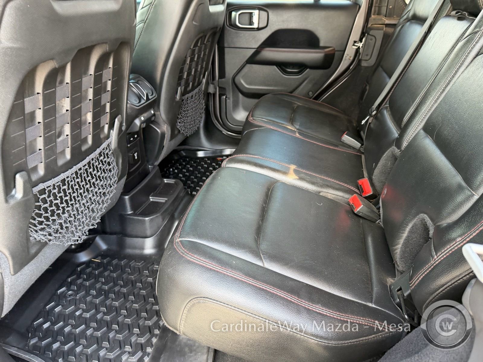 Used 2018 Jeep Wrangler Unlimited Rubicon AWD/4WD image 15