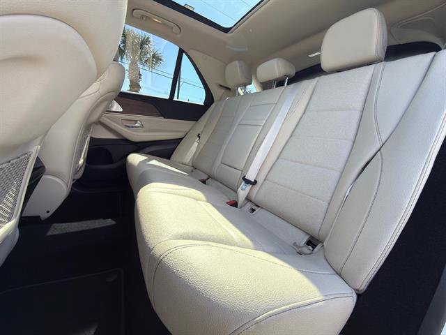 Used 2023 Mercedes-Benz GLE 450 4MATIC image 11
