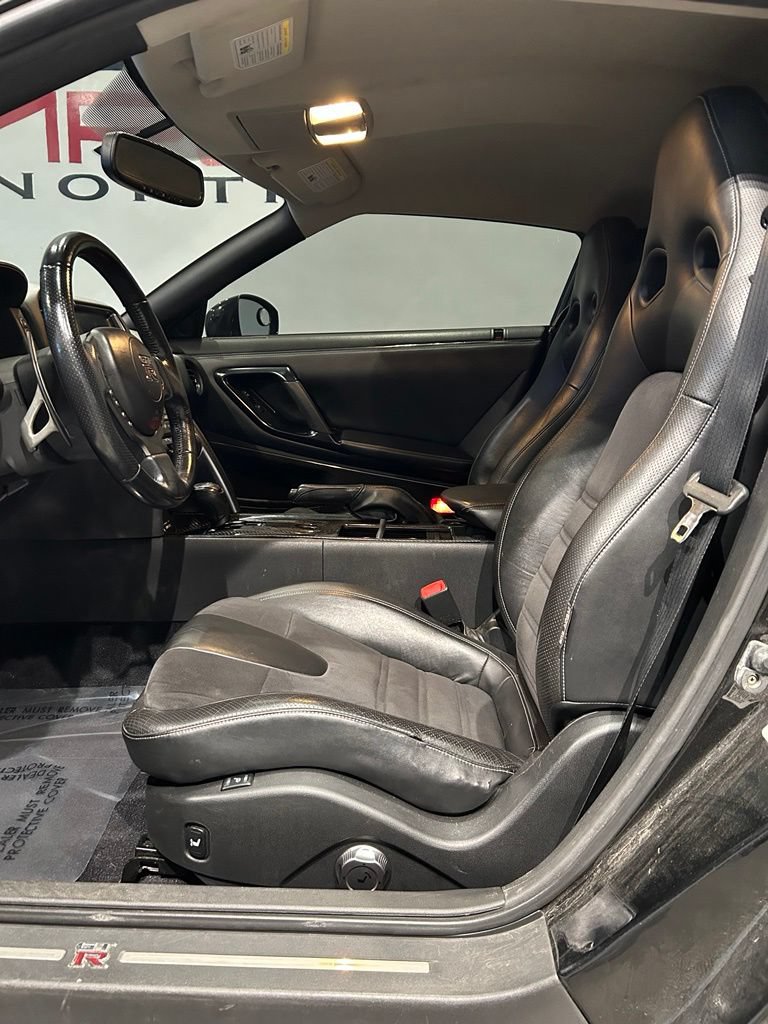 Used 2014 Nissan GT-R Premium AWD/4WD image 10