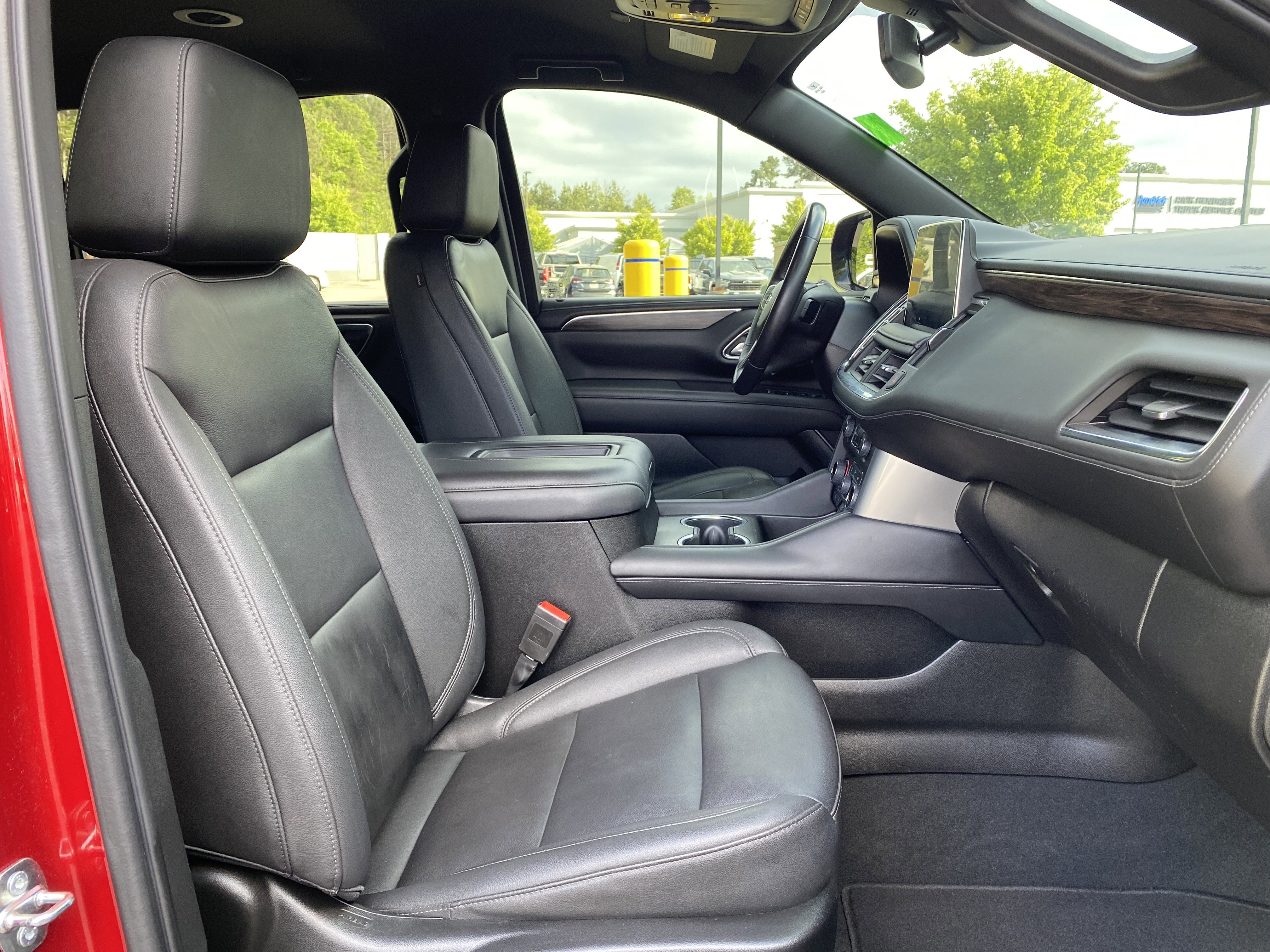 Used 2022 Chevrolet Suburban Z71 AWD/4WD image 34