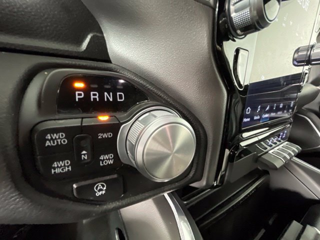 Used 2023 RAM 1500 Laramie AWD/4WD image 11