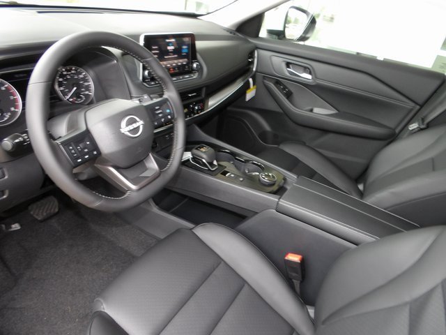New 2026 Nissan Rogue SV image 12