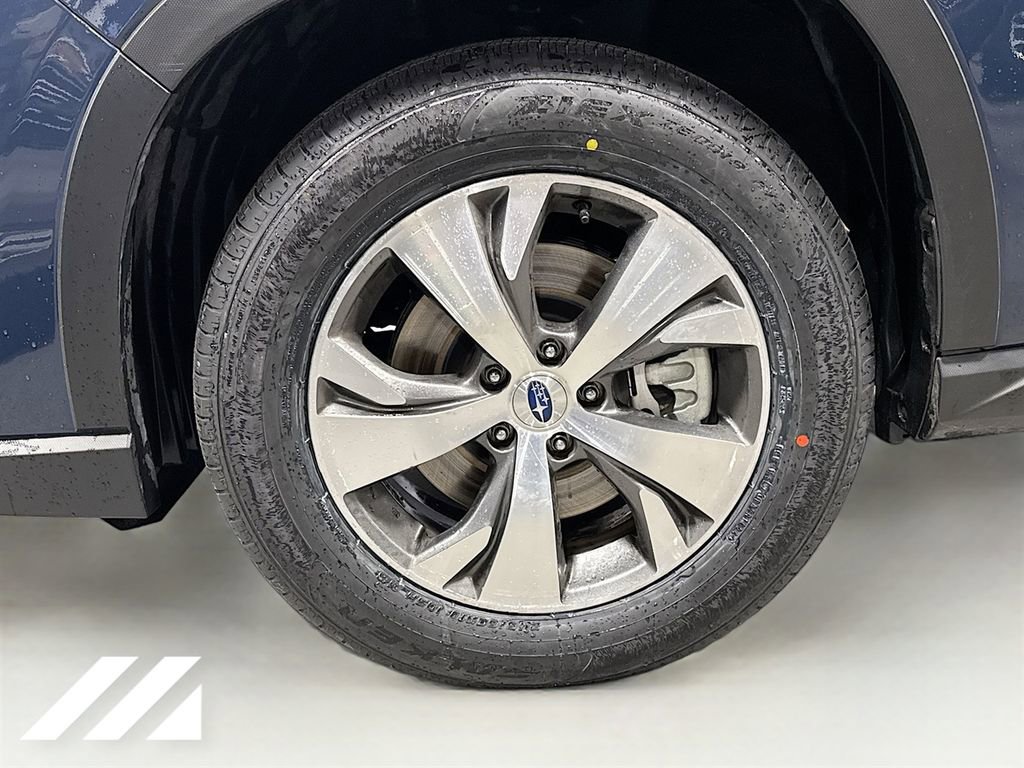 Used 2025 Subaru Ascent Premium image 32