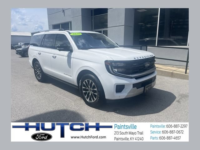 Used 2025 Ford Expedition Platinum AWD/4WD image 1