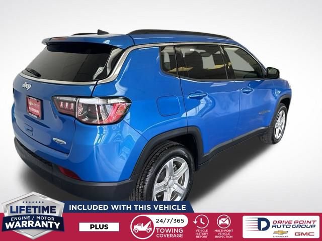 Used 2024 Jeep Compass Latitude AWD/4WD image 3