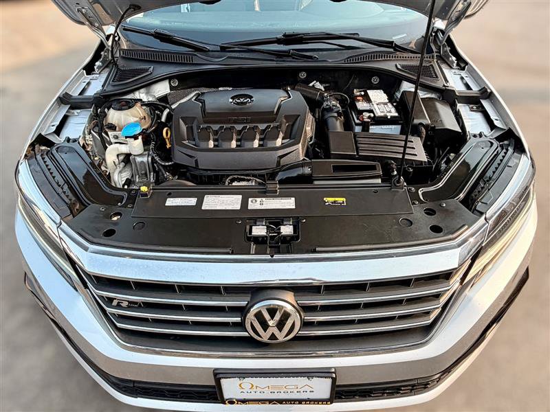 Used 2020 Volkswagen Passat 2.0T R-Line FWD image 25