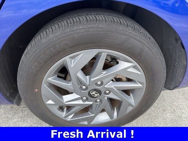 Used 2024 Hyundai Elantra SEL image 13