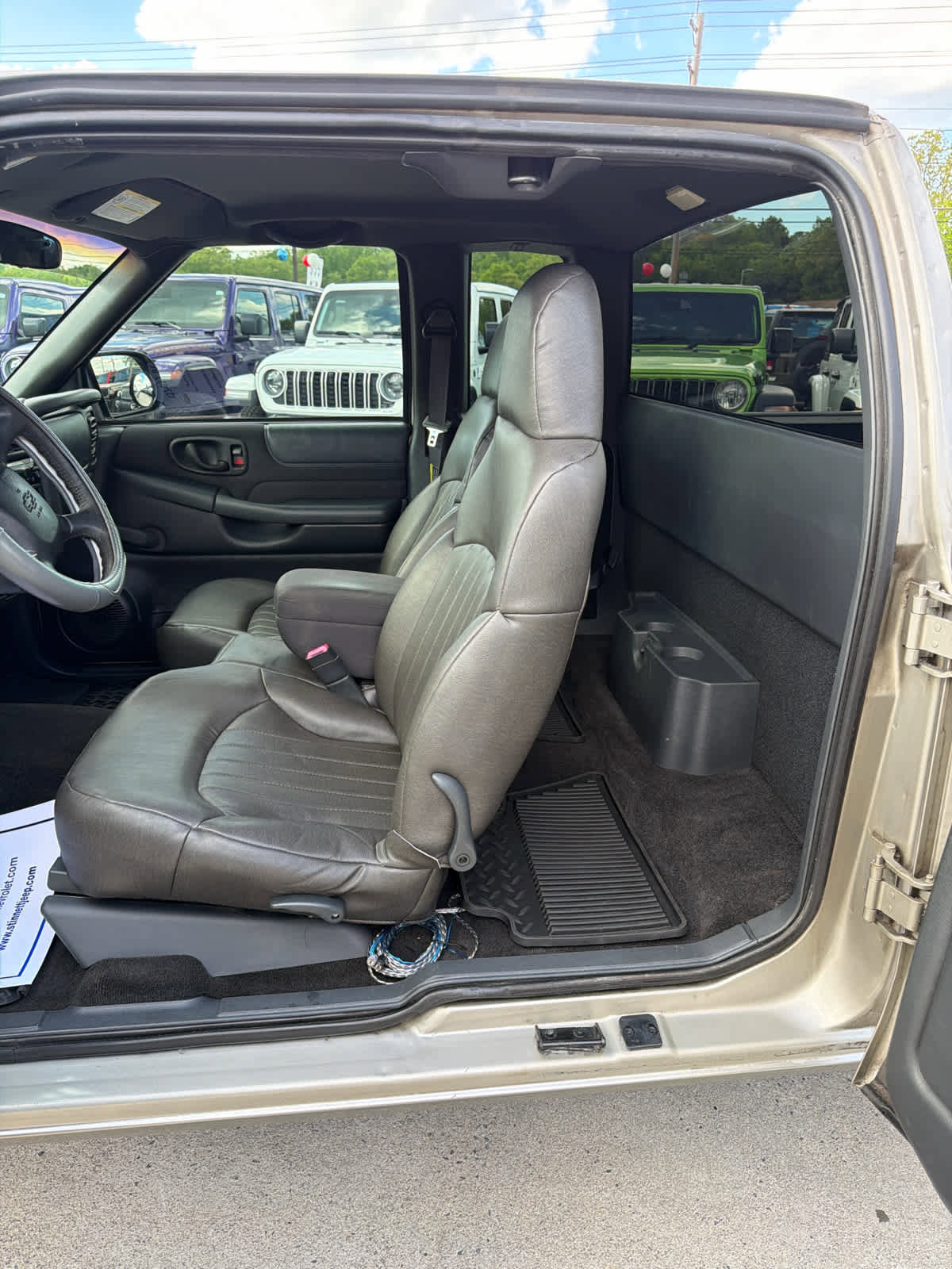 Used 2003 Chevrolet S10 Pickup LS RWD image 9