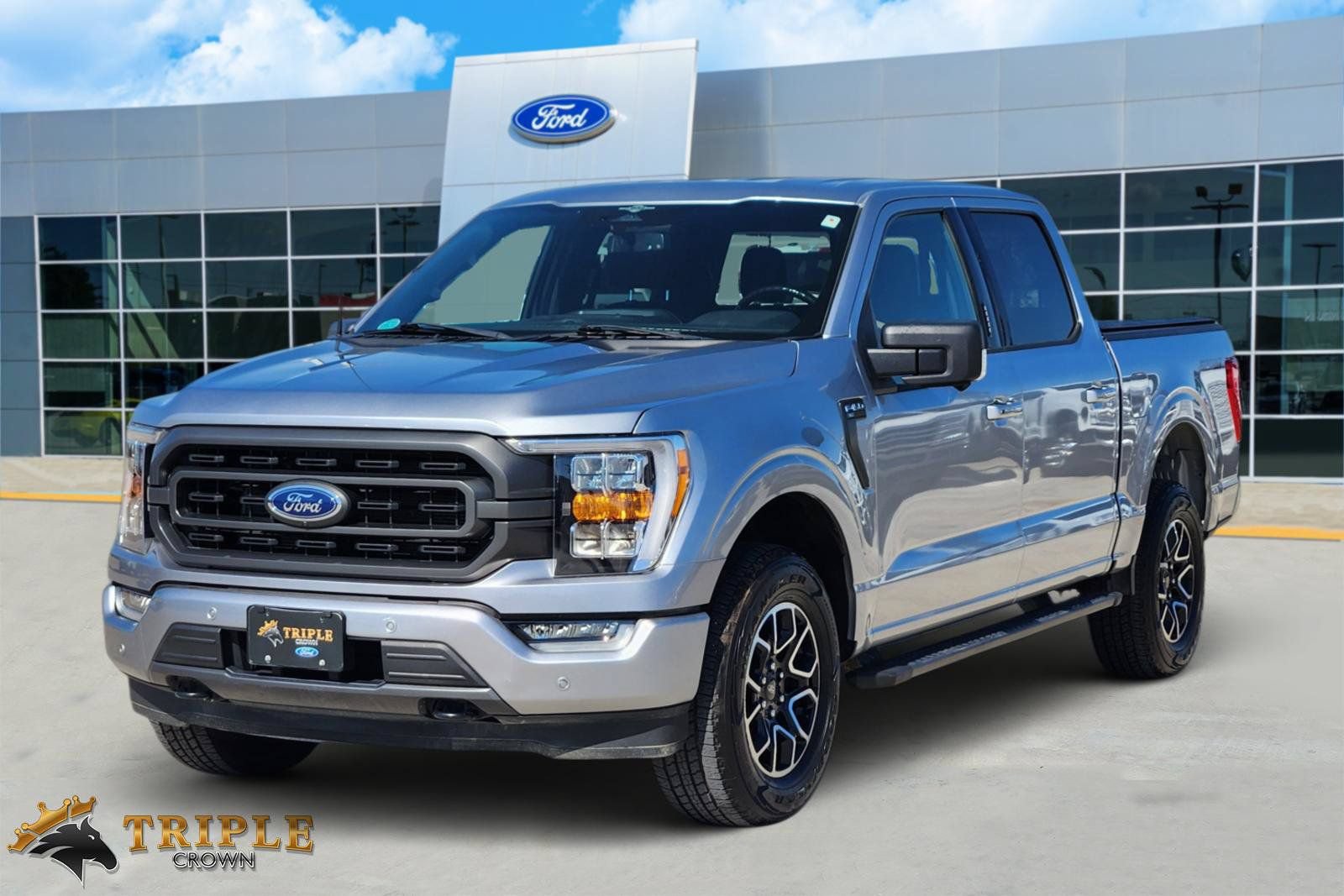 Used 2023 Ford F150 XLT w/ Equipment Group 302A High AWD/4WD image 2