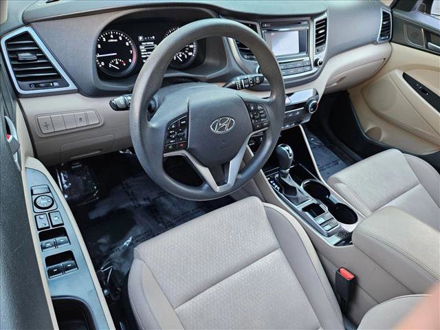 Used 2016 Hyundai Tucson SE w/ Option Group 02 FWD image 10