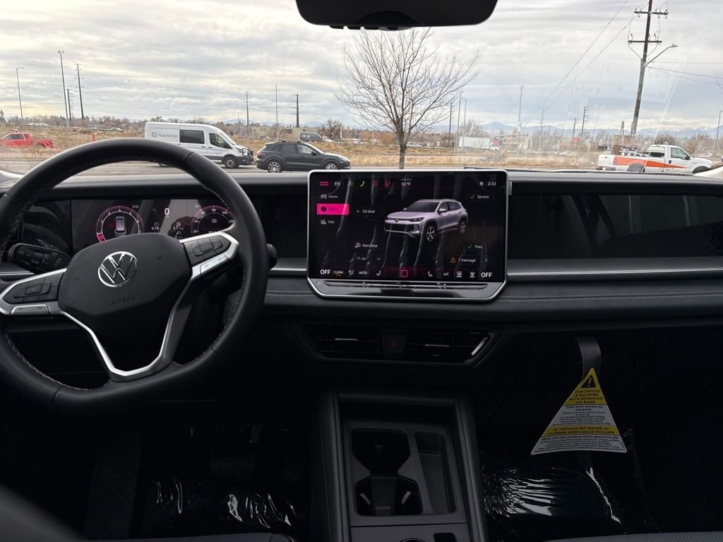 New 2026 Volkswagen Tiguan SE image 12