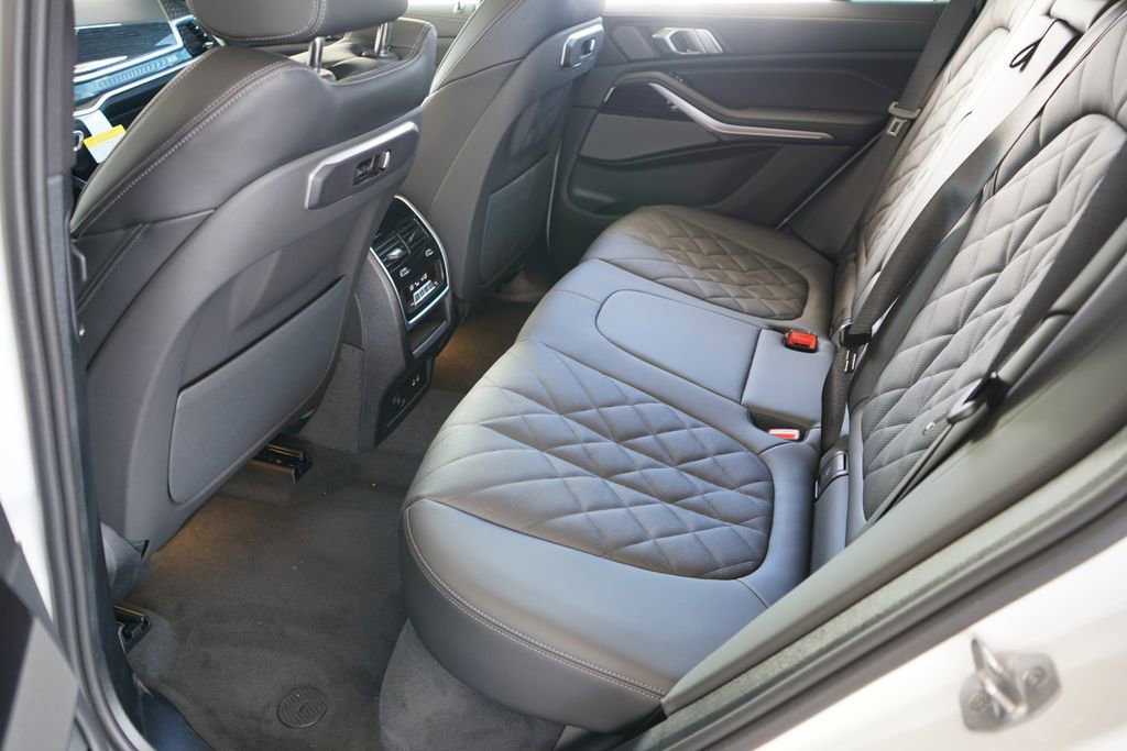 New 2026 BMW X5 xDrive50e w/ M Sport Package image 19