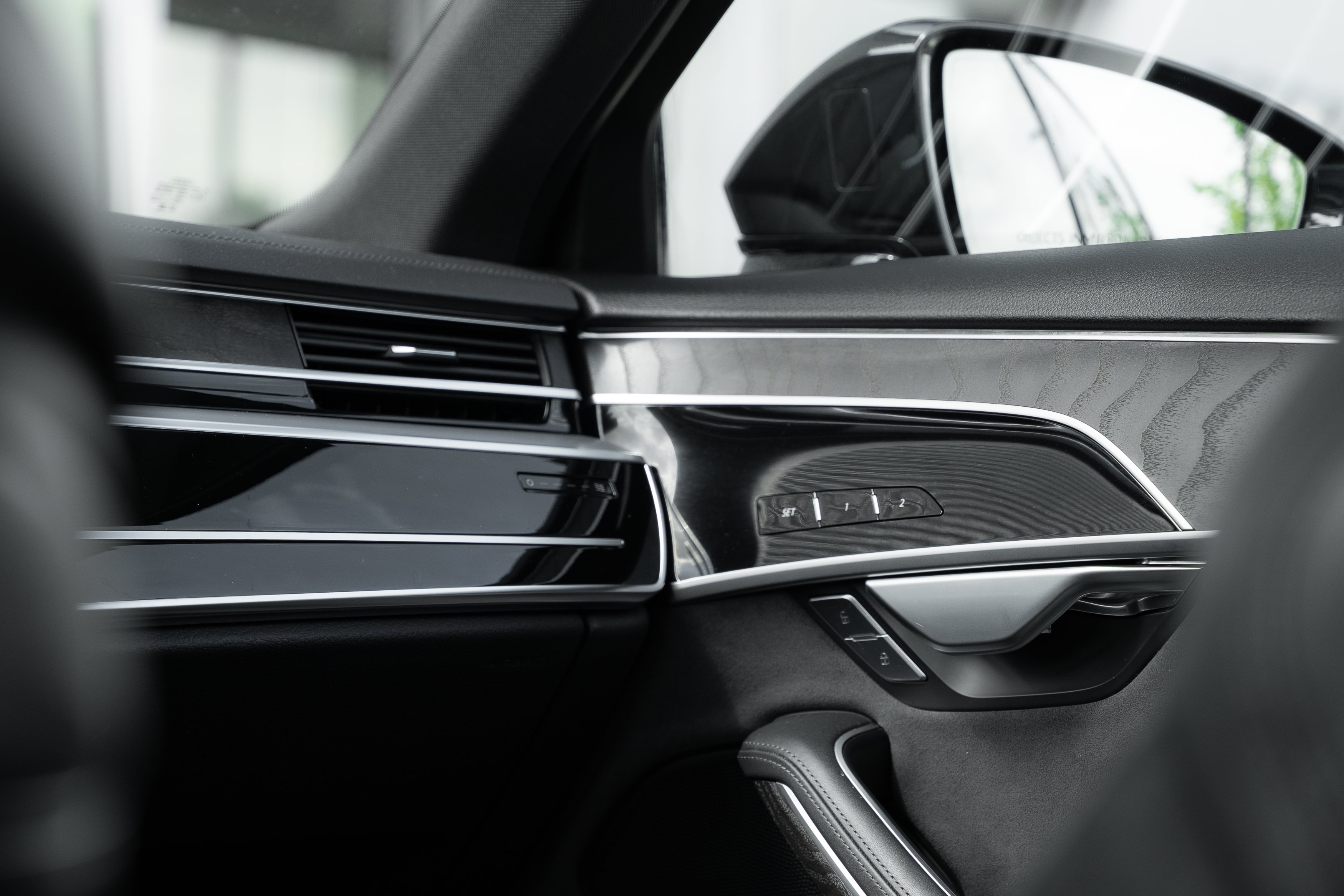 Certified 2022 Audi A8 L 3.0T AWD/4WD image 14