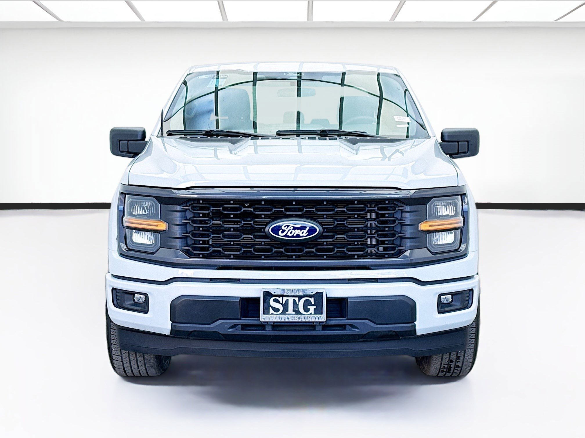 Used 2025 Ford F150 STX w/ Equipment Group 200A RWD image 2