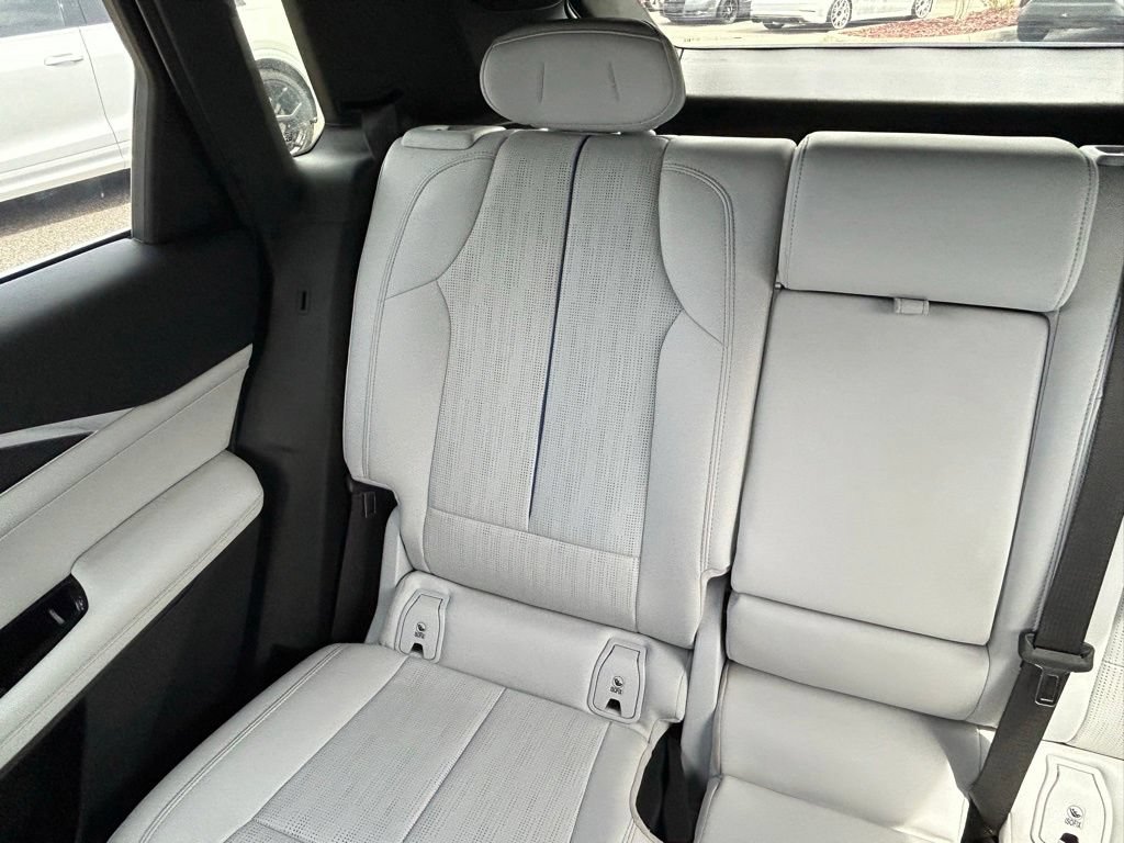 Used 2024 Cadillac Lyriq Sport RWD image 12