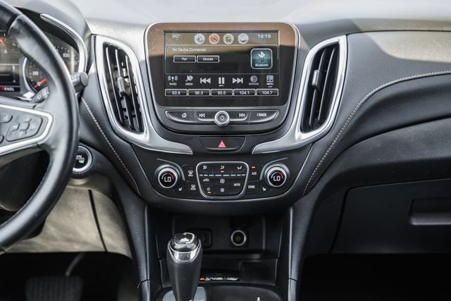 Used 2018 Chevrolet Equinox Premier FWD image 23
