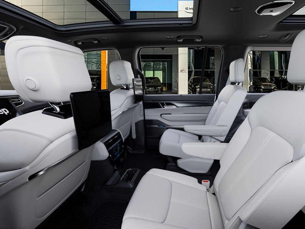 New 2026 Jeep Grand Wagoneer Summit image 23