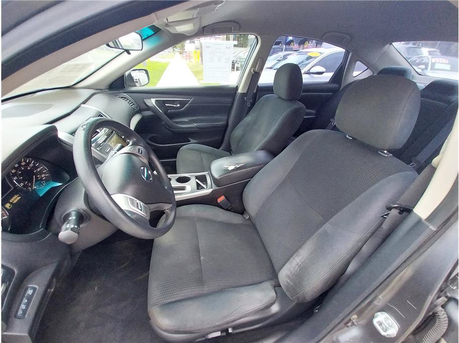 Used 2015 Nissan Altima 2.5 S w/ Power Driver Seat Package FWD image 11