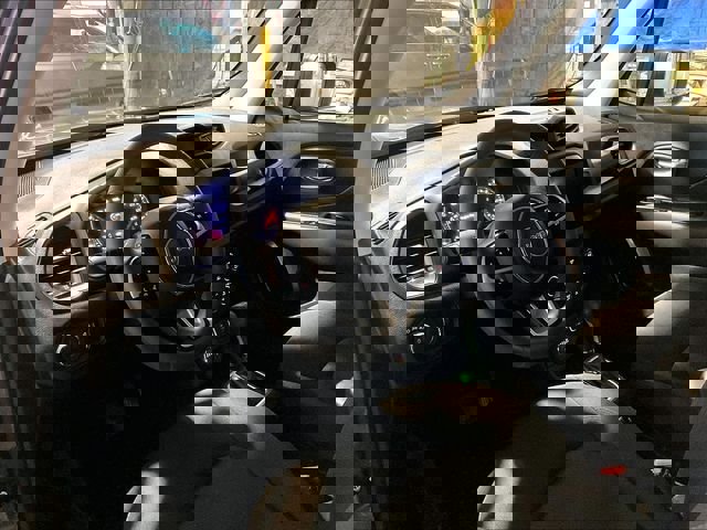 Used 2023 Jeep Renegade Latitude image 14